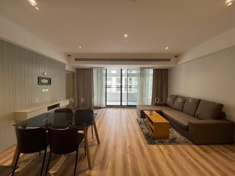 Villa Bajaj, Bangkok, Soi Sukhumvit 19, Khlongtoei Nua, Watthana, Bangkok, 2 Bedrooms, 160 sqm, Condo For Rent, by Boonraksa Sopak, 500418589 - DDproperty.com
