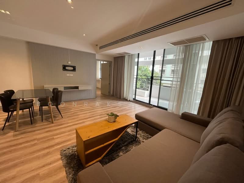 Villa Bajaj, Bangkok, Soi Sukhumvit 19, Khlongtoei Nua, Watthana, Bangkok, 2 Bedrooms, 160 sqm, Condo For Rent, by Boonraksa Sopak, 500418589 - DDproperty.com