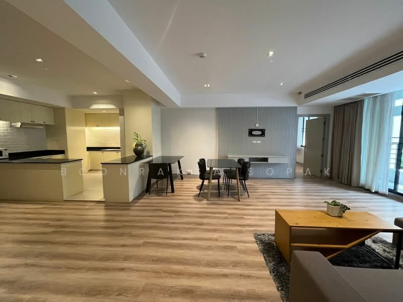 Villa Bajaj, Bangkok, Soi Sukhumvit 19, Khlongtoei Nua, Watthana, Bangkok, 2 Bedrooms, 160 sqm, Condo For Rent, by Boonraksa Sopak, 500418589 - DDproperty.com