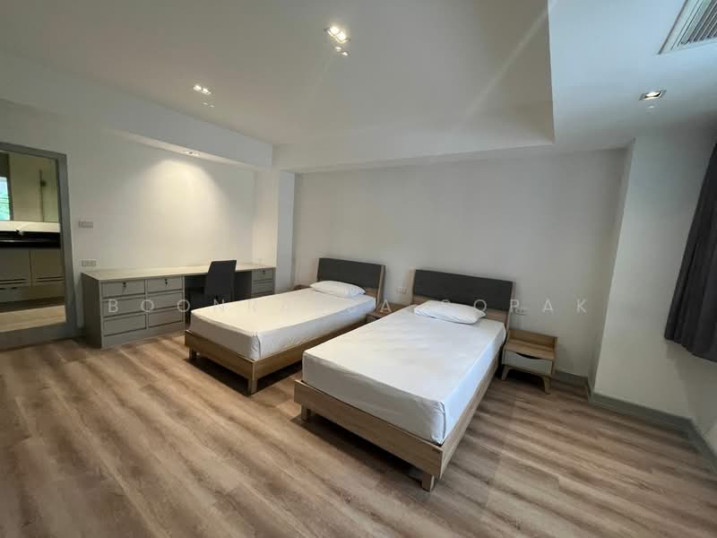 Villa Bajaj, Bangkok, Soi Sukhumvit 19, Khlongtoei Nua, Watthana, Bangkok, 2 Bedrooms, 160 sqm, Condo For Rent, by Boonraksa Sopak, 500418589 - DDproperty.com