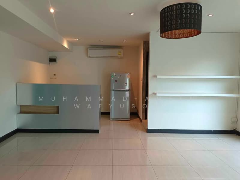 The Kaze 34, Bangkok, 66 Soi Sukhumvit 34, Khong Tan, Khlong Toei, Bangkok, 1 Bedroom, 35 sqm, Apartment For Rent, by Muhammad-ameen Waeyusoh, 500418594 - DDproperty.com