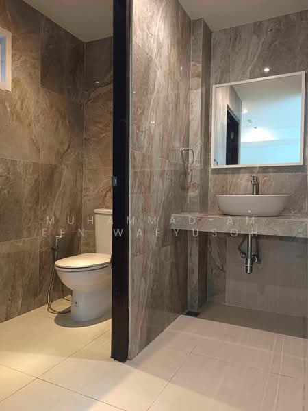 The Kaze 34, Bangkok, 66 Soi Sukhumvit 34, Khong Tan, Khlong Toei, Bangkok, 1 Bedroom, 35 sqm, Apartment For Rent, by Muhammad-ameen Waeyusoh, 500418594 - DDproperty.com