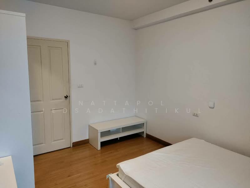 Supalai Park Ekkamai-Thonglor, Bangkok, Petchaburi Road, Bang Kapi, Huai Khwang, Bangkok, 2 Bedrooms, 71 sqm, Condo For Rent, by Nattapol Jedsadathitikul, 500418630 - DDproperty.com