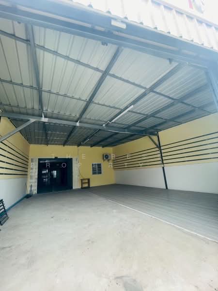 อาคารพาณิชย์ขาณุวรลักษบุรี กำแพงเพชร, Kamphaeng Phet, Salok Bat, Khanu Woralaksaburi, Kamphaeng Phet, , 150 sqm, Shophouse For Sale, by The Best Property แป้ง, 500418645 - DDproperty.com