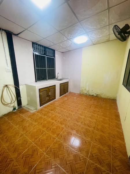 อาคารพาณิชย์ขาณุวรลักษบุรี กำแพงเพชร, Kamphaeng Phet, Salok Bat, Khanu Woralaksaburi, Kamphaeng Phet, , 150 sqm, Shophouse For Sale, by The Best Property แป้ง, 500418645 - DDproperty.com