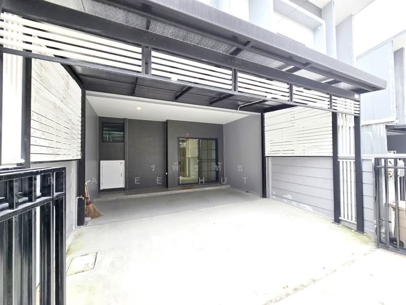 Britania Wongwaen-Hathairat, Pathum Thani, Hathairat Road, Bung Kham Proi, Lam Luk Ka, Pathum Thani, 2 Bedrooms, 110 sqm, Single Detached House For Sale, by รพีร์ทัธ Rhapeethut (ทัธ), 500418679 - DDproperty.com