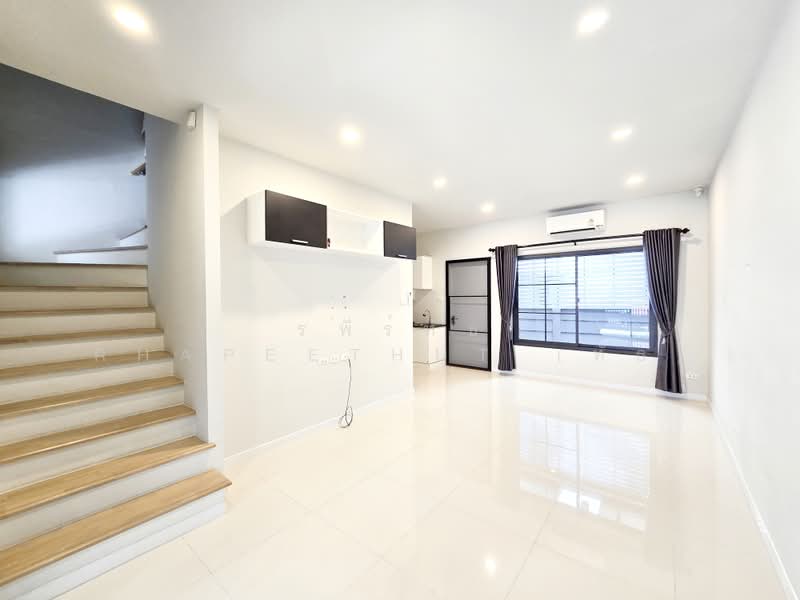 Britania Wongwaen-Hathairat, Pathum Thani, Hathairat Road, Bung Kham Proi, Lam Luk Ka, Pathum Thani, 2 Bedrooms, 110 sqm, Single Detached House For Sale, by รพีร์ทัธ Rhapeethut (ทัธ), 500418679 - DDproperty.com