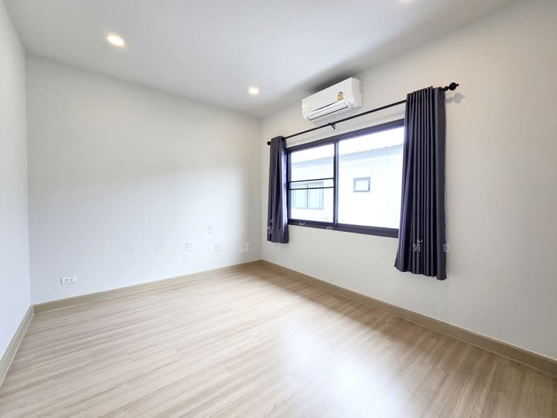 Britania Wongwaen-Hathairat, Pathum Thani, Hathairat Road, Bung Kham Proi, Lam Luk Ka, Pathum Thani, 2 Bedrooms, 110 sqm, Single Detached House For Sale, by รพีร์ทัธ Rhapeethut (ทัธ), 500418679 - DDproperty.com