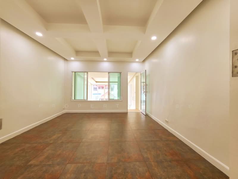 Ubon Chat 2, Nonthaburi, 11 Soi Ubonchat Village 2, Bang Rak Noi, Muang Nonthaburi, Nonthaburi, 2 Bedrooms, 150 sqm, Townhouse For Sale, by The Best Property จอย, 500418684 - DDproperty.com