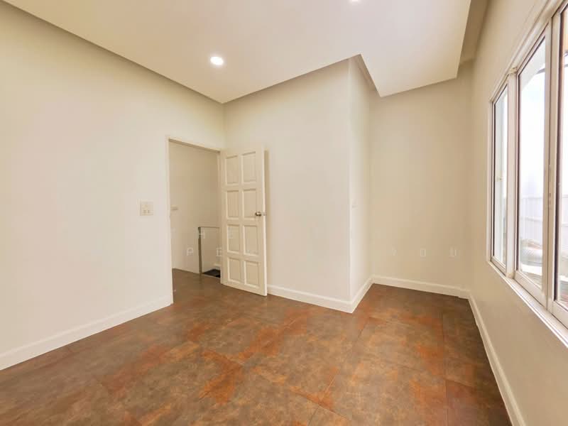 Ubon Chat 2, Nonthaburi, 11 Soi Ubonchat Village 2, Bang Rak Noi, Muang Nonthaburi, Nonthaburi, 2 Bedrooms, 150 sqm, Townhouse For Sale, by The Best Property จอย, 500418684 - DDproperty.com