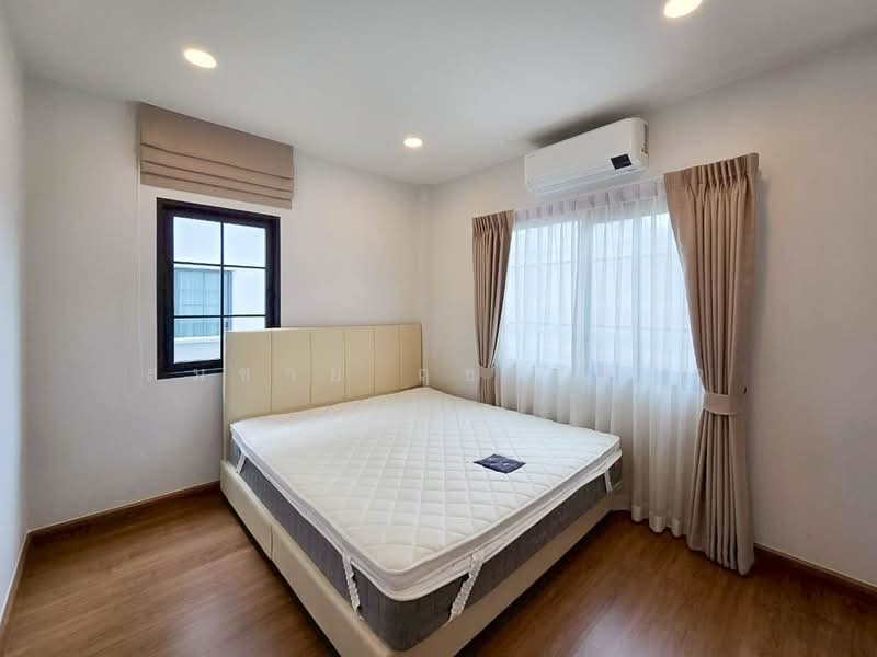 Centro Bangna, Samut Prakan, 111 Soi 3, Bang Kaeo, Bang Plee, Samut Prakan, 4 Bedrooms, 235 sqm, Single Detached House For Rent, by Somchai Ruechajirakit, 500418748 - DDproperty.com