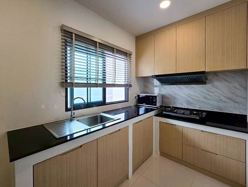 Centro Bangna, Samut Prakan, 111 Soi 3, Bang Kaeo, Bang Plee, Samut Prakan, 4 Bedrooms, 235 sqm, Single Detached House For Rent, by Somchai Ruechajirakit, 500418748 - DDproperty.com