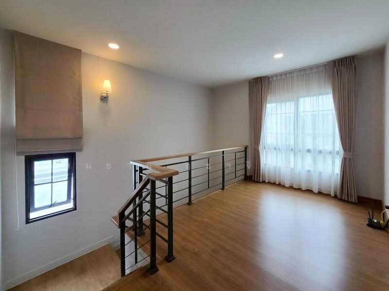 Centro Bangna, Samut Prakan, 111 Soi 3, Bang Kaeo, Bang Plee, Samut Prakan, 4 Bedrooms, 235 sqm, Single Detached House For Rent, by Somchai Ruechajirakit, 500418748 - DDproperty.com