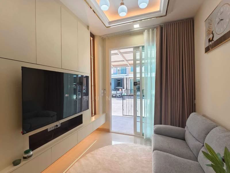 Golden Town Bangna km.5, Samut Prakan, Buanakarin, Bang Kaeo, Bang Plee, Samut Prakan, 2 Bedrooms, 100 sqm, Townhouse For Rent, by Khun Eve, 500418773 - DDproperty.com