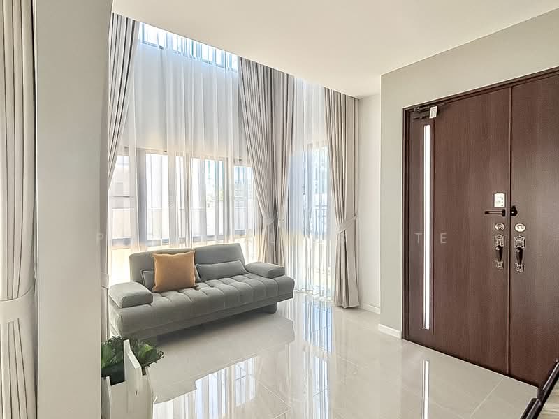 Luxury House for Sale Nong Pla Lai East Pattaya 4Bedroom, Chon Buri (Pattaya), Bang Lamung, Bang Lamung (Pattaya), Chon Buri (Pattaya), 4 Bedrooms, 221 sqm, Single Detached House For Sale, by PLC real estate, 500418775 - DDproperty.com