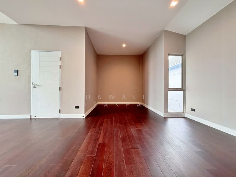 Bangkok Boulevard Signature Chaengwattana, Nonthaburi, No. 3030 Chaiyaphruek Rd., Bang Tanai, Pak Kret, Nonthaburi, 4 Bedrooms, 538 sqm, Single Detached House For Sale, by CHAWALIT KONGSAKPAIBUL, 500418831 - DDproperty.com