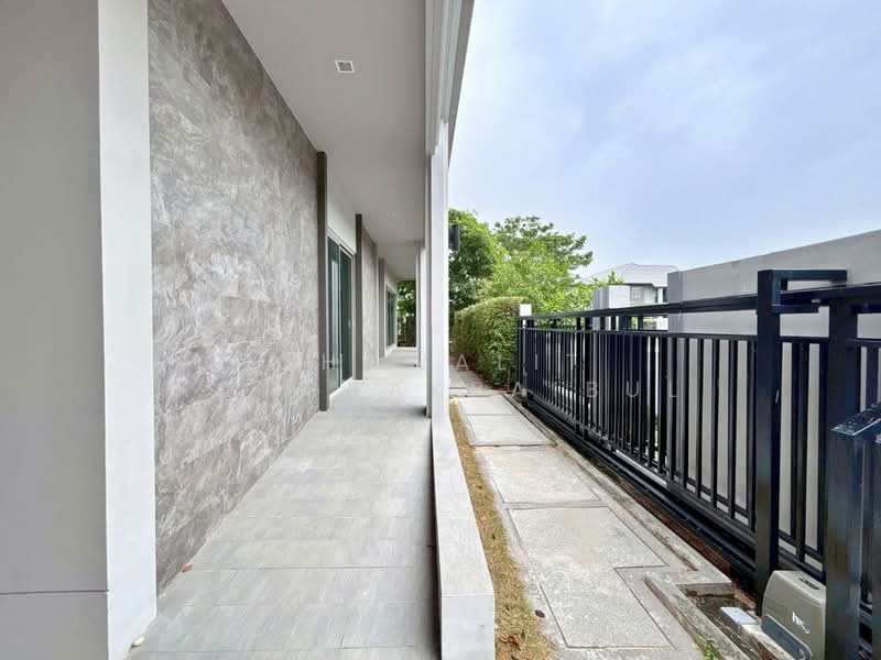 Bangkok Boulevard Signature Chaengwattana, Nonthaburi, No. 3030 Chaiyaphruek Rd., Bang Tanai, Pak Kret, Nonthaburi, 4 Bedrooms, 538 sqm, Single Detached House For Sale, by CHAWALIT KONGSAKPAIBUL, 500418831 - DDproperty.com