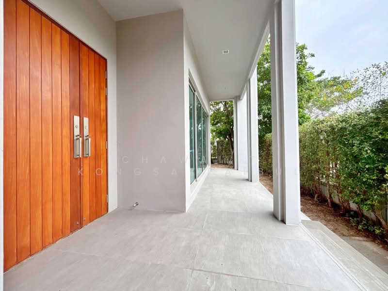 Bangkok Boulevard Signature Chaengwattana, Nonthaburi, No. 3030 Chaiyaphruek Rd., Bang Tanai, Pak Kret, Nonthaburi, 4 Bedrooms, 538 sqm, Single Detached House For Sale, by CHAWALIT KONGSAKPAIBUL, 500418831 - DDproperty.com