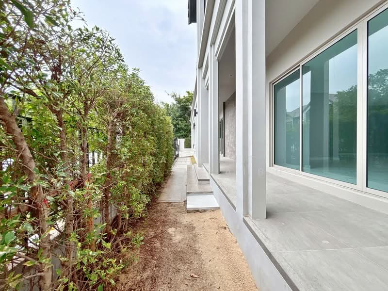 Bangkok Boulevard Signature Chaengwattana, Nonthaburi, No. 3030 Chaiyaphruek Rd., Bang Tanai, Pak Kret, Nonthaburi, 4 Bedrooms, 538 sqm, Single Detached House For Sale, by CHAWALIT KONGSAKPAIBUL, 500418831 - DDproperty.com