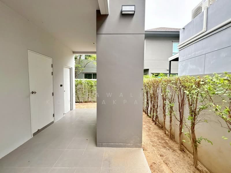 Bangkok Boulevard Signature Chaengwattana, Nonthaburi, No. 3030 Chaiyaphruek Rd., Bang Tanai, Pak Kret, Nonthaburi, 4 Bedrooms, 538 sqm, Single Detached House For Sale, by CHAWALIT KONGSAKPAIBUL, 500418831 - DDproperty.com