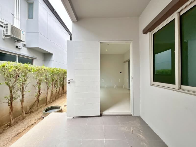 Bangkok Boulevard Signature Chaengwattana, Nonthaburi, No. 3030 Chaiyaphruek Rd., Bang Tanai, Pak Kret, Nonthaburi, 4 Bedrooms, 538 sqm, Single Detached House For Sale, by CHAWALIT KONGSAKPAIBUL, 500418831 - DDproperty.com