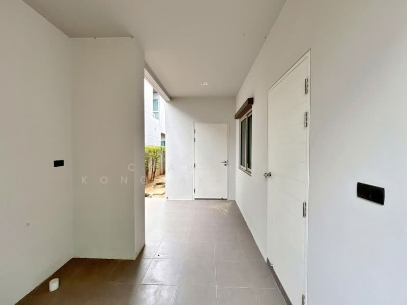 Bangkok Boulevard Signature Chaengwattana, Nonthaburi, No. 3030 Chaiyaphruek Rd., Bang Tanai, Pak Kret, Nonthaburi, 4 Bedrooms, 538 sqm, Single Detached House For Sale, by CHAWALIT KONGSAKPAIBUL, 500418831 - DDproperty.com