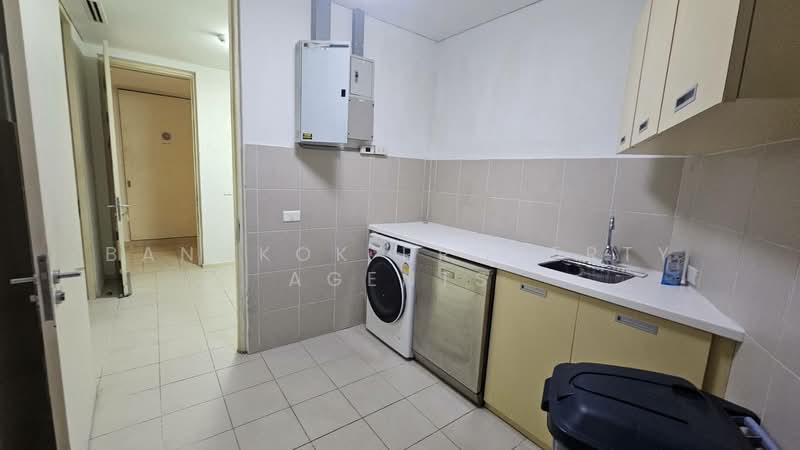 The Lakes, Bangkok, 123 Ratchadaphisek Road, Khlong Toei, Bangkok, 3 Bedrooms, 142 sqm, Condo For Rent, by BANGKOK PROPERTY AGENTS, 500418835 - DDproperty.com