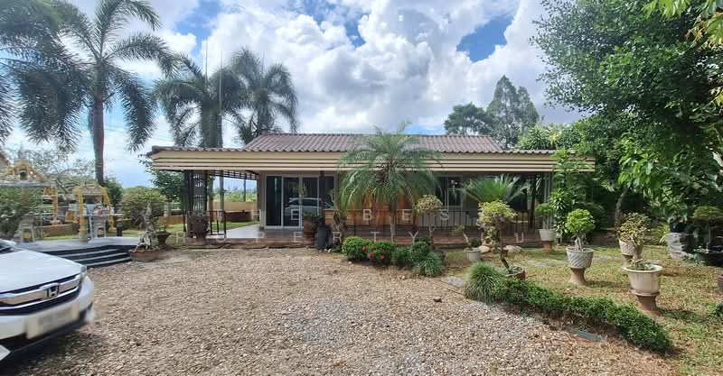 บ้านเดี่ยวพร้อมที่ดินท่าเรือ นครศรีธรรมราช, Nakhon Si Thammarat, Tha Rua, Muang Nakhon Sri Thammarat, Nakhon Si Thammarat, 1 Bedroom, 150 sqm, Single Detached House For Sale, by The Best Property เบล, 500418848 - DDproperty.com