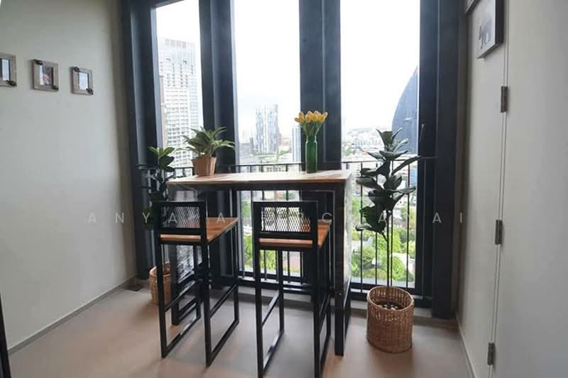 BEATNIQ Sukhumvit 32, Bangkok, Soi Sukhumvit 32, Sukhumvit Road, Khong Tan, Khlong Toei, Bangkok, 1 Bedroom, 58 sqm, Condo For Rent, by Anya Atarchanai, 500418965 - DDproperty.com