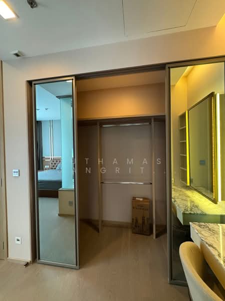 The Esse Asoke, Bangkok, 333 Soi Sukhumvit 21, Sukhumvit Road, Khlongtoei Nua, Watthana, Bangkok, 2 Bedrooms, 75 sqm, Condo For Rent, by The Grand Estate JP Co., Ltd., 500418988 - DDproperty.com