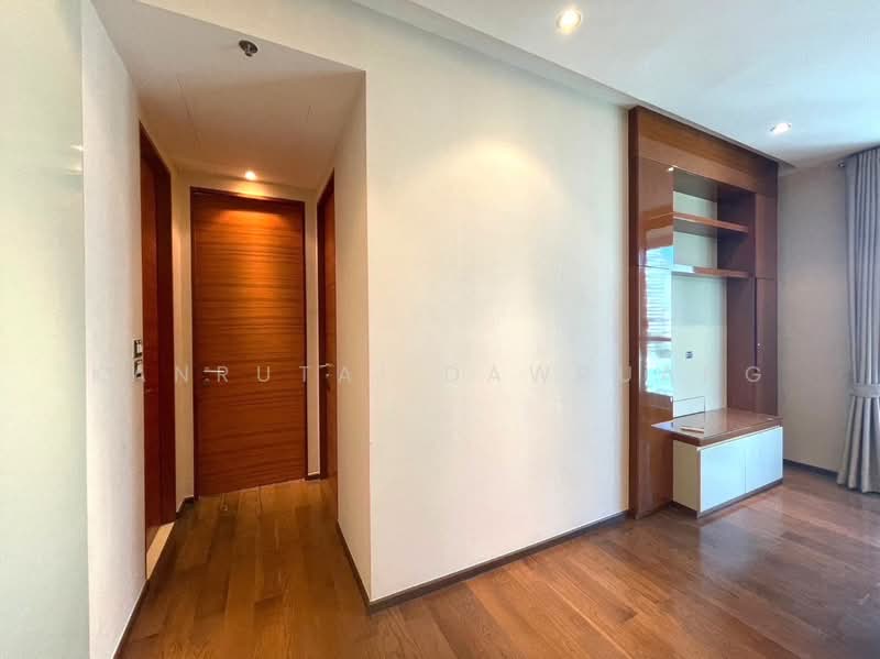 The Address Sukhumvit 28, Bangkok, 1 Soi Sukhumvit 28, Khong Tan, Khlong Toei, Bangkok, 2 Bedrooms, 70 sqm, Condo For Sale, by Kanrutai Dawruang, 500419019 - DDproperty.com