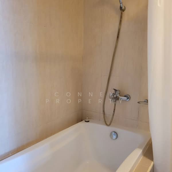 The Clover Thonglor Residence, Bangkok, Soi Sukhumvit 55, Khlong Tan Nua, Watthana, Bangkok, 1 Bedroom, 40 sqm, Condo For Rent, by Connex Property, 500419020 - DDproperty.com