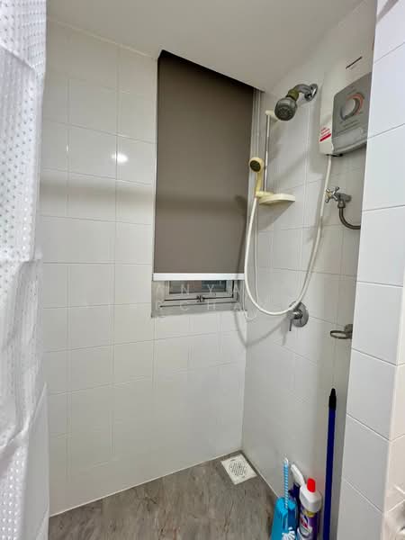 The Master Sathorn Executive, Bangkok, 79/1 Krung Thon Buri Road, Khlong Ton Sai, Khlong San, Bangkok, 1 Bedroom, 53 sqm, Condo For Rent, by Anya Atarchanai, 500419052 - DDproperty.com