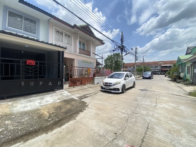 Pruksa 10 : บ้านพฤกษา 10, นนทบุรี, ถนนบางกรวย - ไทรน้อย, ไทรน้อย, นนทบุรี, 114 ตร.ม., ทาวน์เฮ้าส์ ขาย, โดย Supaporn Sekajarn, 500419069 - DDproperty.com