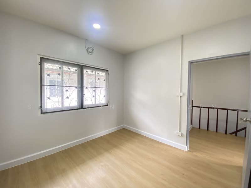 Pruksa 10, Nonthaburi, Bang Kruai - Sai Noi Road, Sai Noi, Nonthaburi, 3 Bedrooms, 114 sqm, Townhouse For Sale, by Supaporn Sekajarn, 500419069 - DDproperty.com