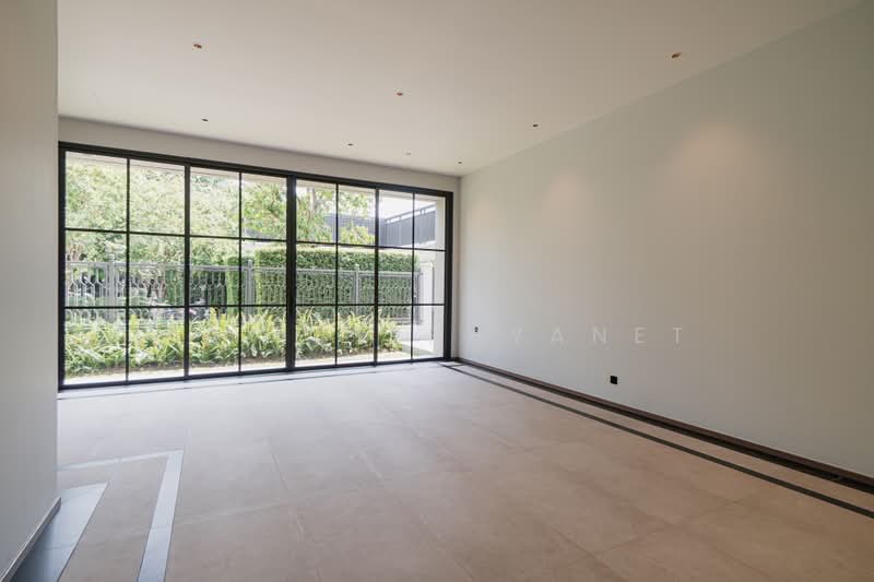 SMYTH'S Kaset-Nawamin, Bangkok, Prasert Manukit Road, Lat Phrao, Bangkok, 4 Bedrooms, 806 sqm, Single Detached House For Sale, by Kay Tippayanet, 500419085 - DDproperty.com