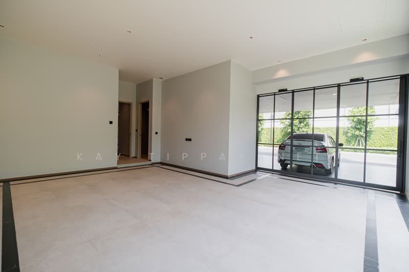 SMYTH'S Kaset-Nawamin, Bangkok, Prasert Manukit Road, Lat Phrao, Bangkok, 4 Bedrooms, 806 sqm, Single Detached House For Sale, by Kay Tippayanet, 500419085 - DDproperty.com