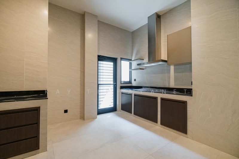 SMYTH'S Kaset-Nawamin, Bangkok, Prasert Manukit Road, Lat Phrao, Bangkok, 4 Bedrooms, 806 sqm, Single Detached House For Sale, by Kay Tippayanet, 500419085 - DDproperty.com