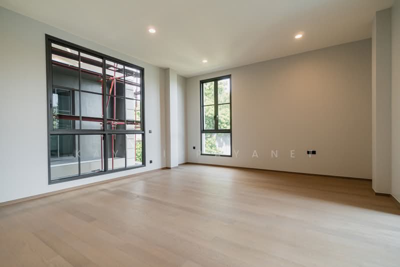SMYTH'S Kaset-Nawamin, Bangkok, Prasert Manukit Road, Lat Phrao, Bangkok, 4 Bedrooms, 806 sqm, Single Detached House For Sale, by Kay Tippayanet, 500419085 - DDproperty.com