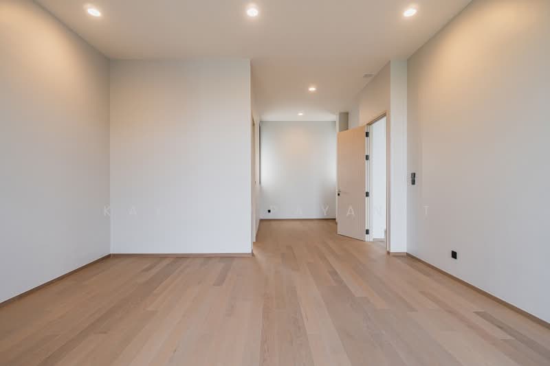 SMYTH'S Kaset-Nawamin, Bangkok, Prasert Manukit Road, Lat Phrao, Bangkok, 4 Bedrooms, 806 sqm, Single Detached House For Sale, by Kay Tippayanet, 500419085 - DDproperty.com