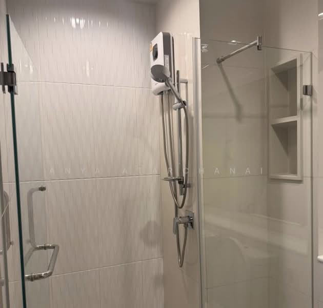 Life Asoke Hype, Bangkok, 339 Chaturathit Rd, Makkasan, Ratchathewi, Bangkok, 1 Bedroom, 33 sqm, Condo For Sale, by Anya Atarchanai, 500419121 - DDproperty.com