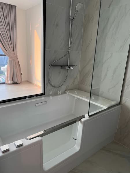 The Room Sukhumvit 38, Bangkok, Soi Sukhumvit 38, Phra Kanong, Khlong Toei, Bangkok, 2 Bedrooms, 79 sqm, Condo For Rent, by Anya Atarchanai, 500419137 - DDproperty.com