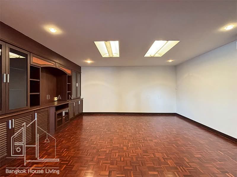 G.S. Housing, Bangkok, Sukhumvit 47, Khlongtoei Nua, Watthana, Bangkok, 2 Bedrooms, 180 sqm, Condo For Rent, by Bangkok House Living, 500419148 - DDproperty.com