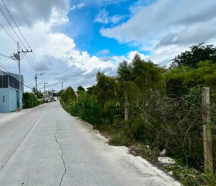 12 rai of land for sale in Huai Yai, Bang Lamung District. It has road frontage on two sides and is, Chon Buri (Pattaya), Huai Yai, Bang Lamung (Pattaya), Chon Buri (Pattaya), , 19,392 sqm, Land For Sale, by RICHWELL INTERPLUS, 500419168 - DDproperty.com
