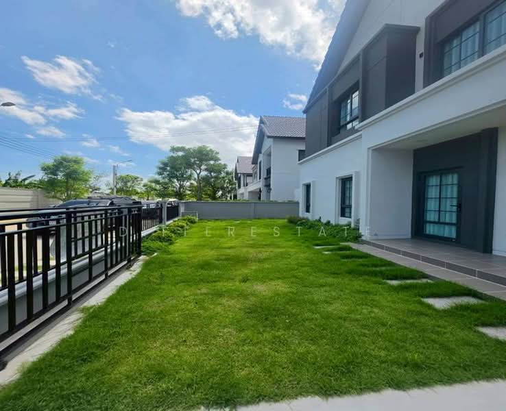 Centro Bangna, Samut Prakan, 111 Soi 3, Bang Kaeo, Bang Plee, Samut Prakan, 4 Bedrooms, 230 sqm, Single Detached House For Rent, by DifferEstate, 500419208 - DDproperty.com