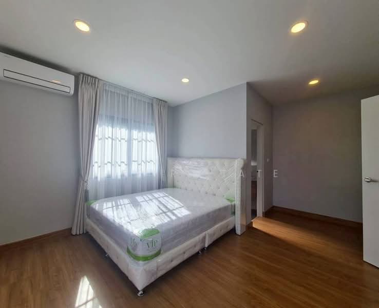Centro Bangna, Samut Prakan, 111 Soi 3, Bang Kaeo, Bang Plee, Samut Prakan, 4 Bedrooms, 230 sqm, Single Detached House For Rent, by DifferEstate, 500419208 - DDproperty.com