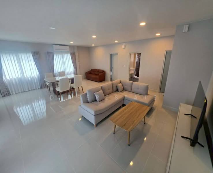 Centro Bangna, Samut Prakan, 111 Soi 3, Bang Kaeo, Bang Plee, Samut Prakan, 4 Bedrooms, 230 sqm, Single Detached House For Rent, by DifferEstate, 500419208 - DDproperty.com