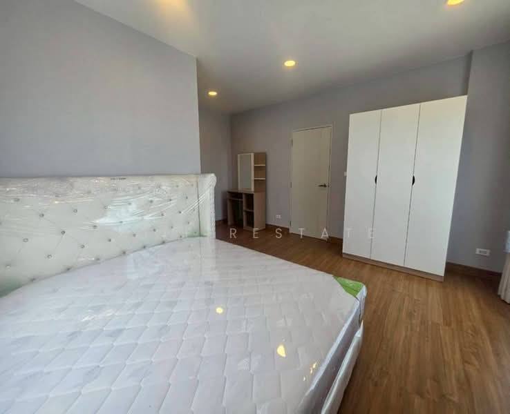 Centro Bangna, Samut Prakan, 111 Soi 3, Bang Kaeo, Bang Plee, Samut Prakan, 4 Bedrooms, 230 sqm, Single Detached House For Rent, by DifferEstate, 500419208 - DDproperty.com