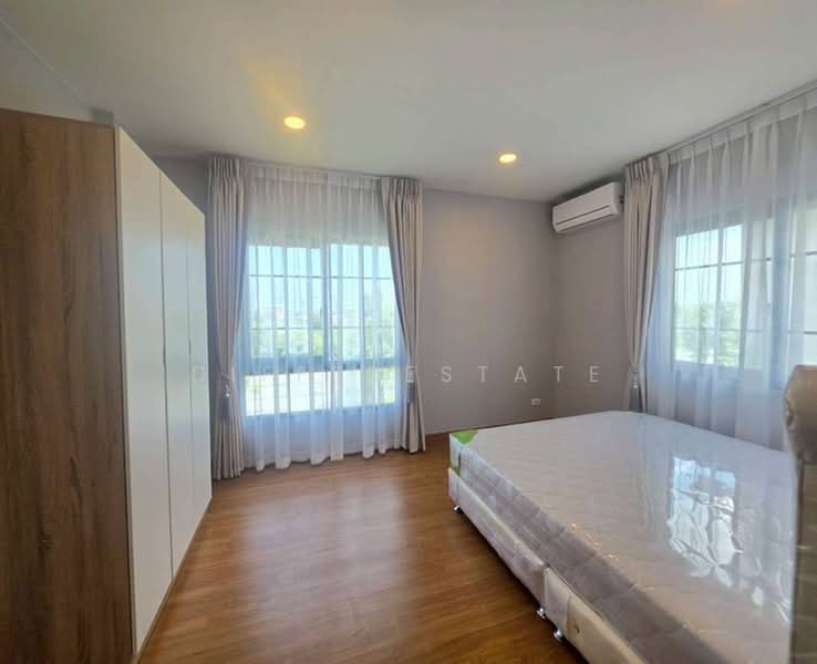 Centro Bangna, Samut Prakan, 111 Soi 3, Bang Kaeo, Bang Plee, Samut Prakan, 4 Bedrooms, 230 sqm, Single Detached House For Rent, by DifferEstate, 500419208 - DDproperty.com