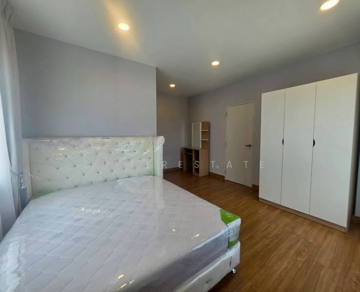 Centro Bangna, Samut Prakan, 111 Soi 3, Bang Kaeo, Bang Plee, Samut Prakan, 4 Bedrooms, 230 sqm, Single Detached House For Rent, by DifferEstate, 500419208 - DDproperty.com